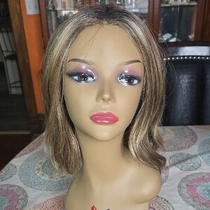 Envy Charlotte Wig In Golden Sandstone